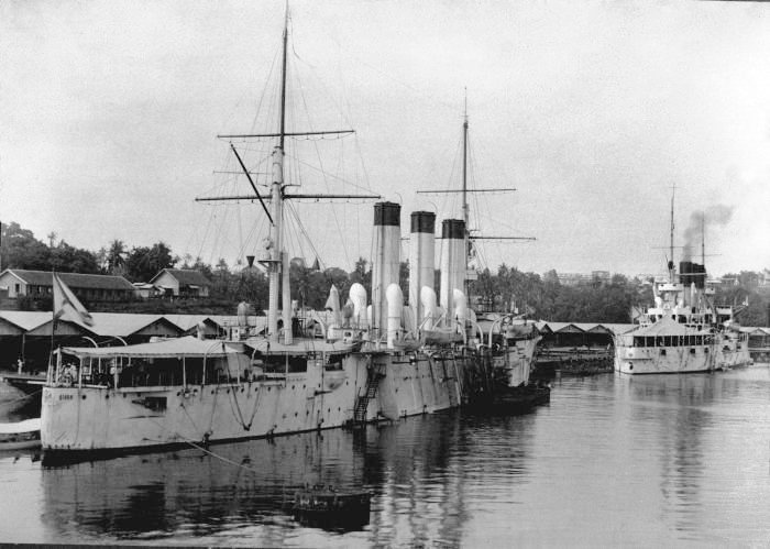 ‘Diana’ (foreground) and ‘Retvisan’. Russian Navyships in the harbor of Sabang on the island Weh (1903) - C.B. Nieuwenhuis. From the collections of the Tropen Museum of the Royal Tropical Institute (KIT). Hosted on Wikimedia Commons